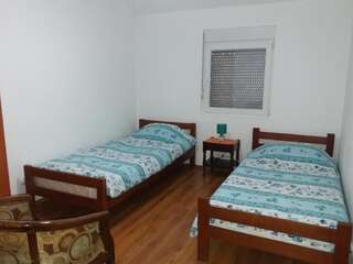Апартаменты Apartment Mirkovic Цетине Апартаменты с 2 спальнями-121