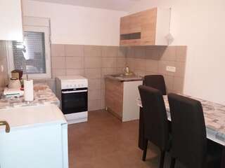 Апартаменты Apartment Mirkovic Цетине Апартаменты с 2 спальнями-126