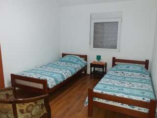 Апартаменты Apartment Mirkovic Цетине Апартаменты с 2 спальнями-7